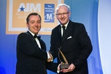 Jonnie Cahill, O2 Ireland (sponsor of the International Marketing Award), with award winner Daragh O’Reilly, Irish Ferries